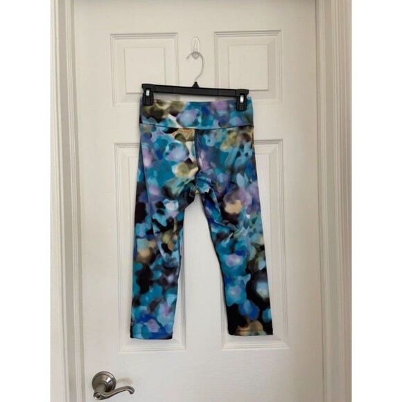 Multicolored Leggings (Size Medium) - Picture 2 of 3